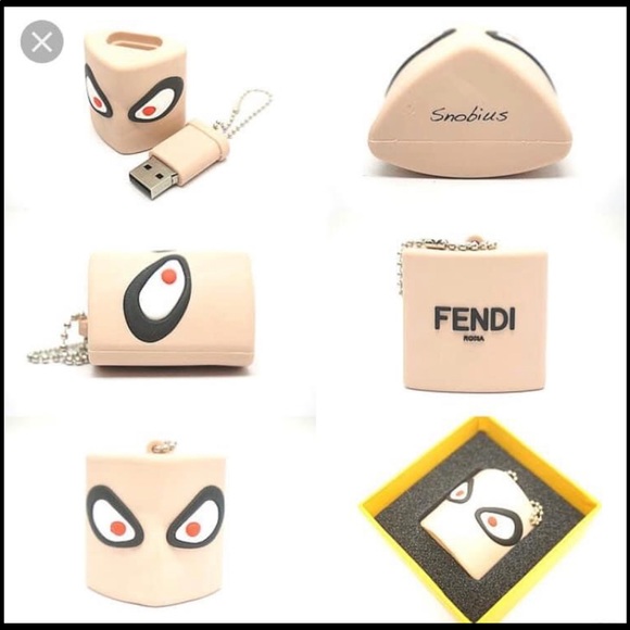 RARE AUTHENTIC Fendi Snobius USB on chain - Picture 2 of 4
